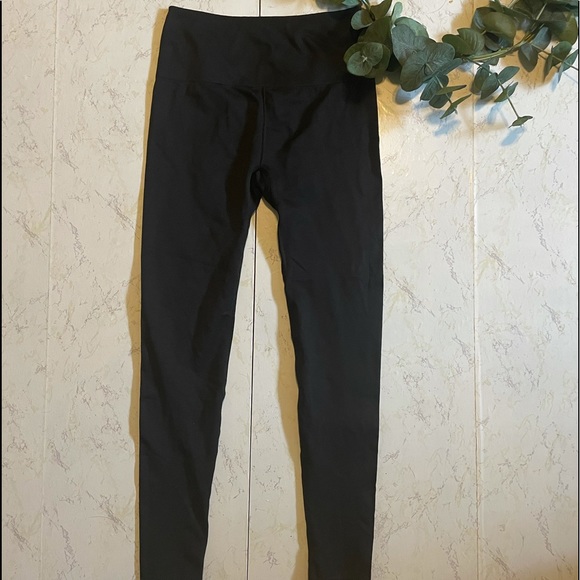 Fabletics high waisted seamless classic 7/8 - Picture 3 of 7